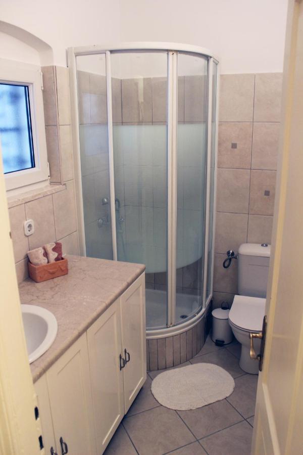 Adagio Theatre Apartment